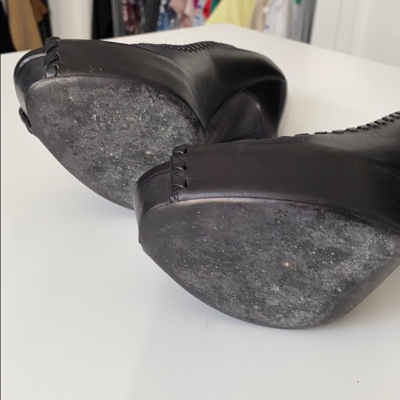 Gucci Black Leather Peep Toe stilettos - Picture 10 of 16